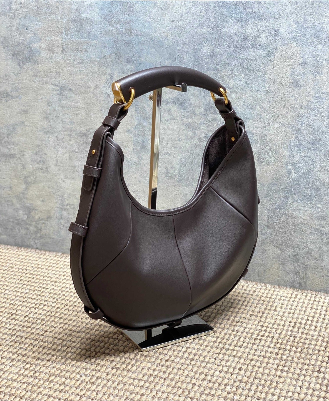Santal Mombasa Medium In Leather