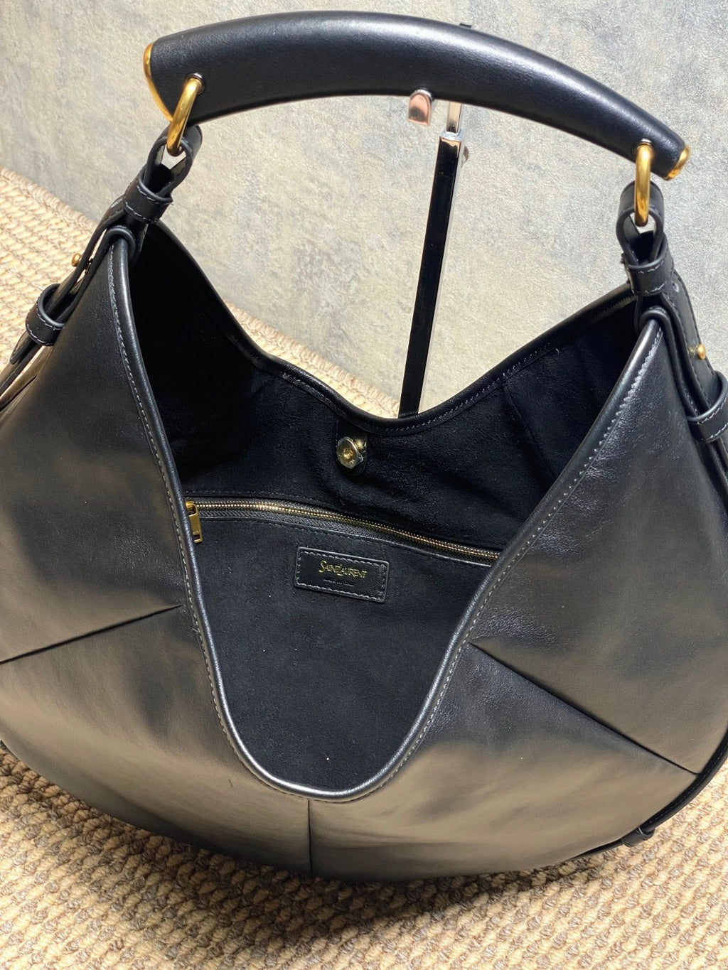 Black Mombasa Large In Leather
