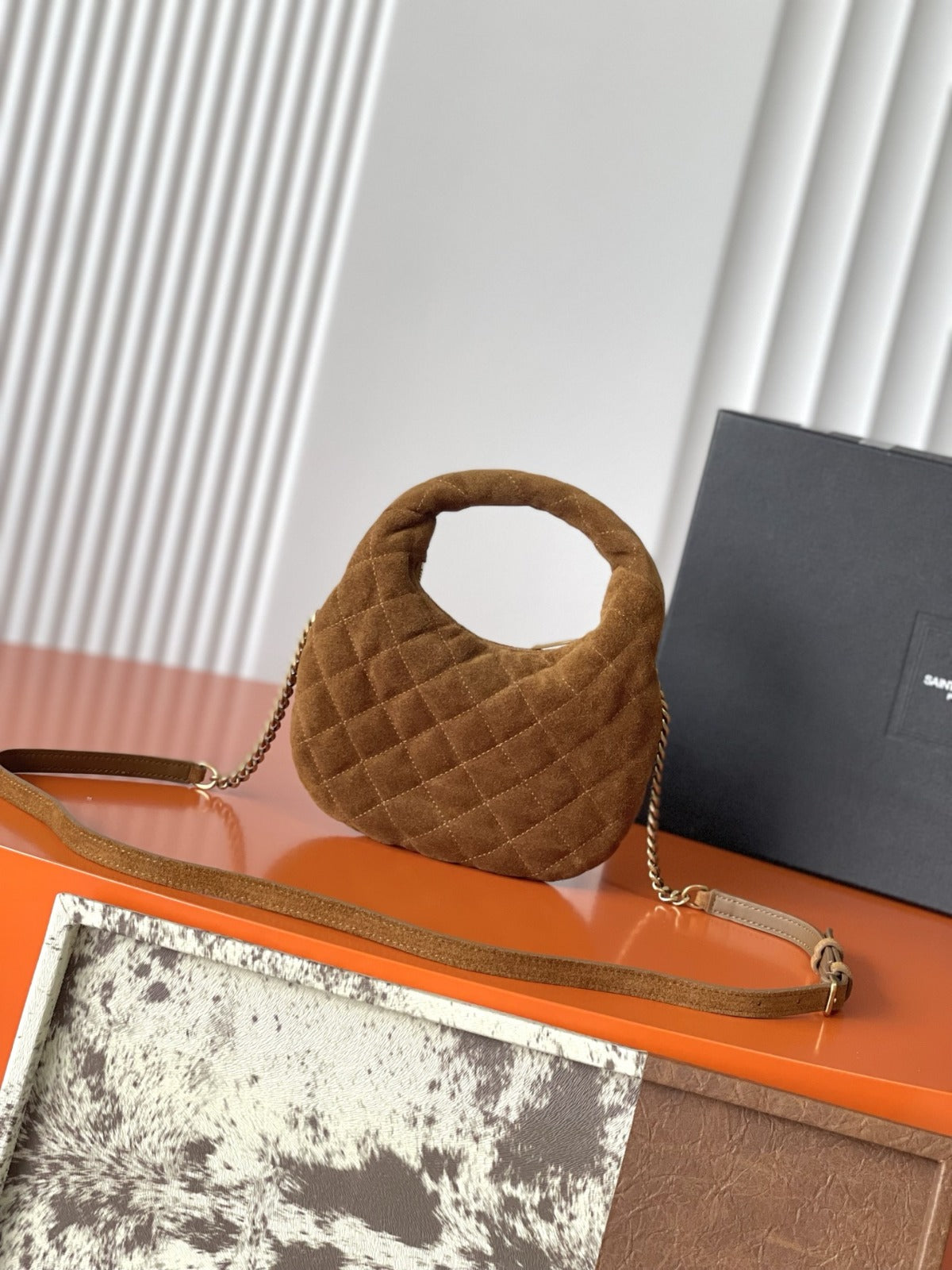 Caramel Cognac Icarino Mini In Quilted Suede