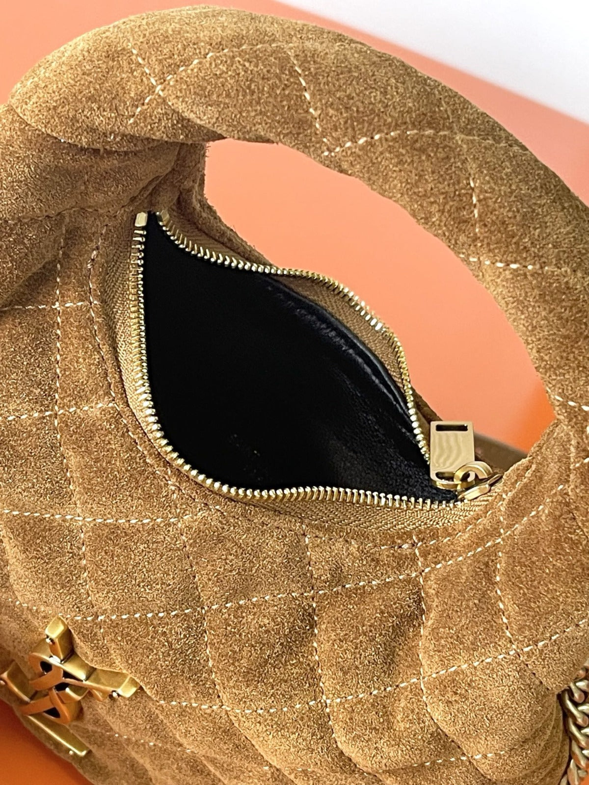 Caramel Cognac Icarino Mini In Quilted Suede