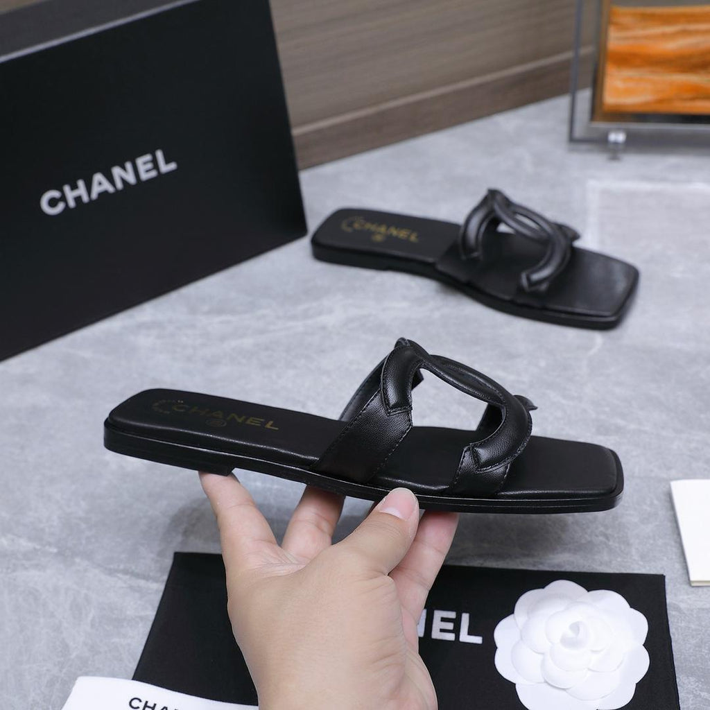 Black Mules