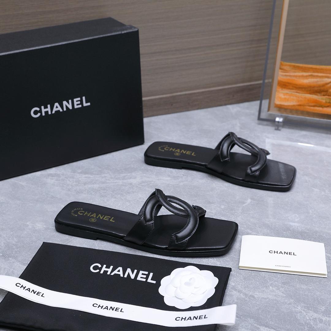 Black Mules