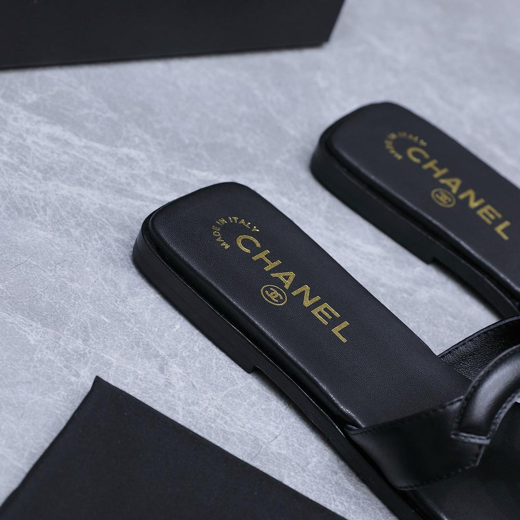 Black Mules