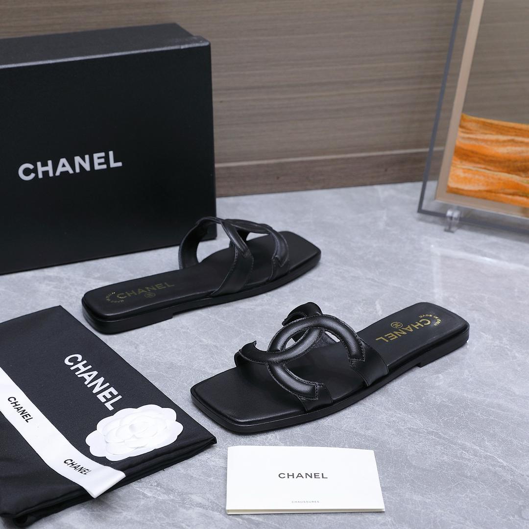 Black Mules