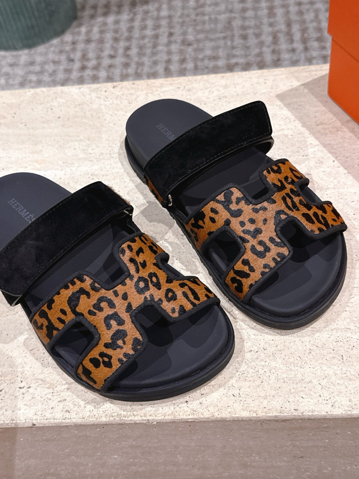 Women's Gold / Noir HC Sandal