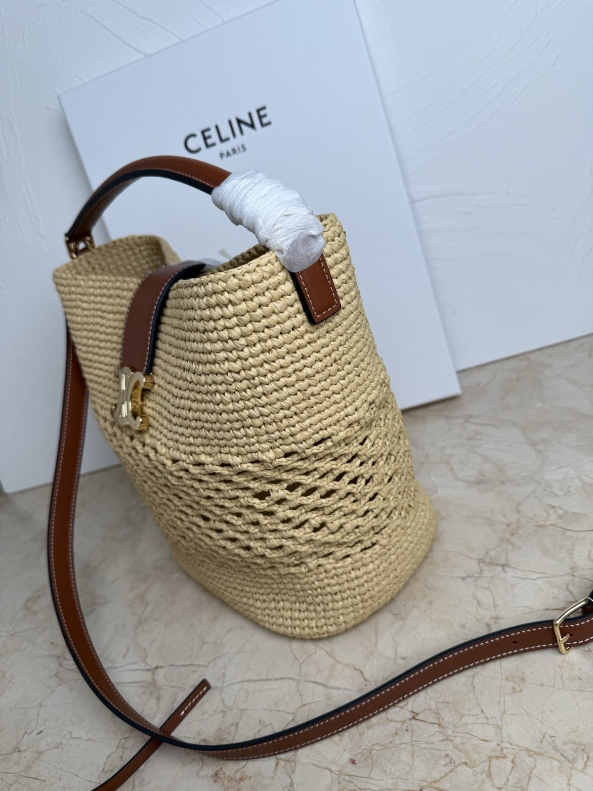 Natural/Tan Medium Louise Bucket