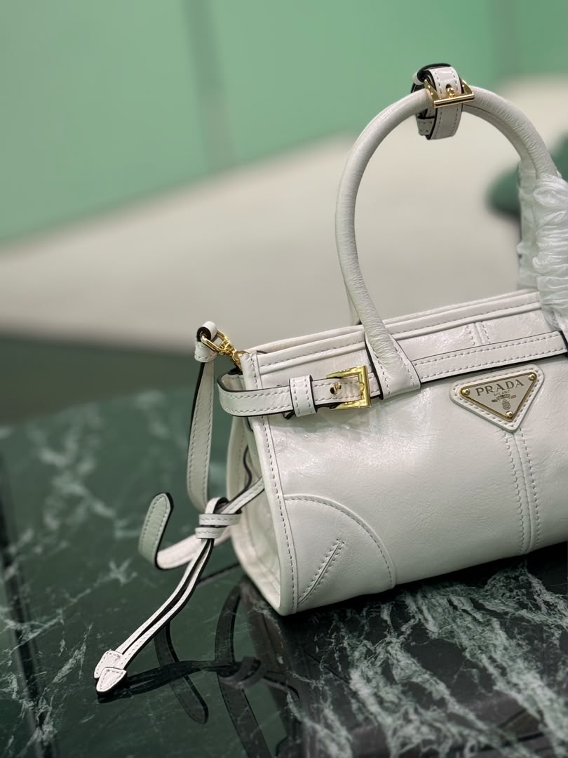 White Bonnie Mini Leather Shoulder Bag