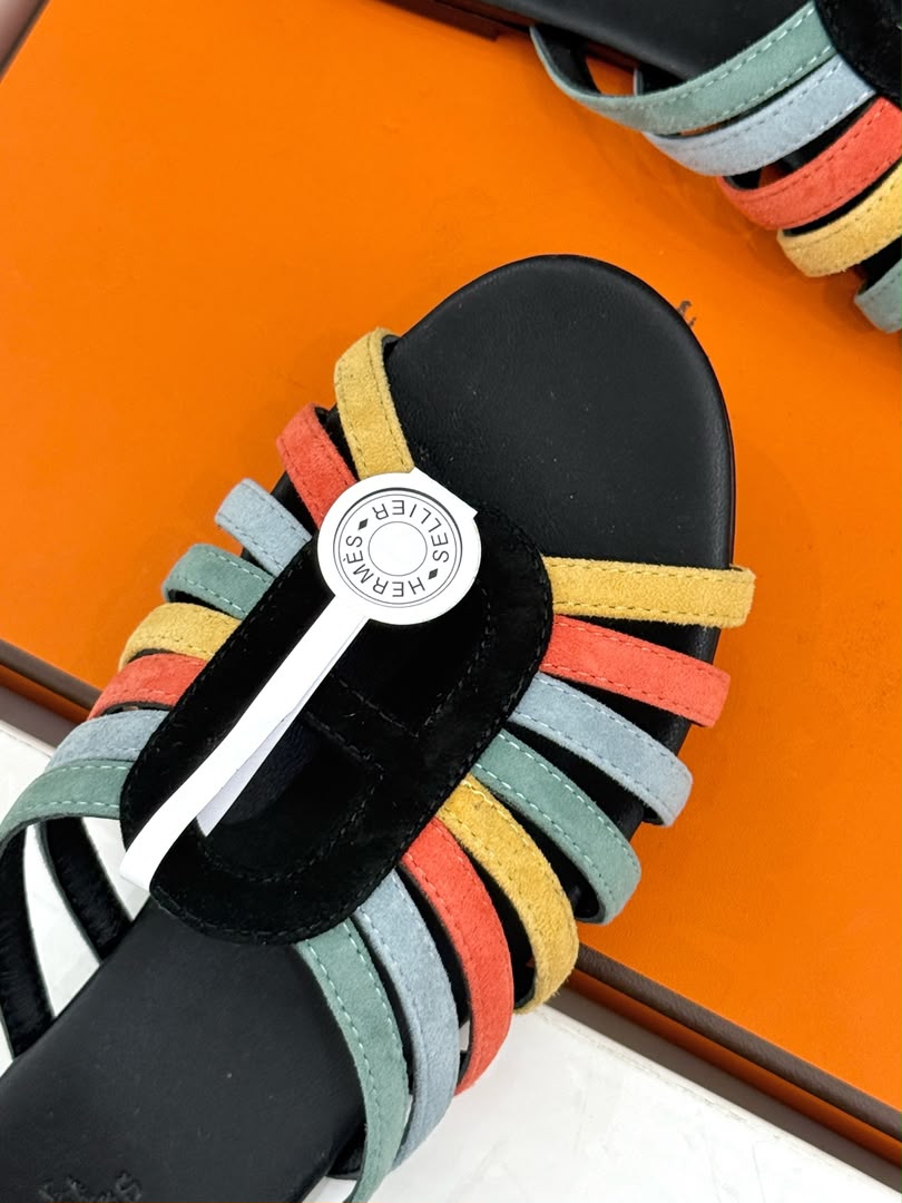 Multicolore Noir Noria Sandal