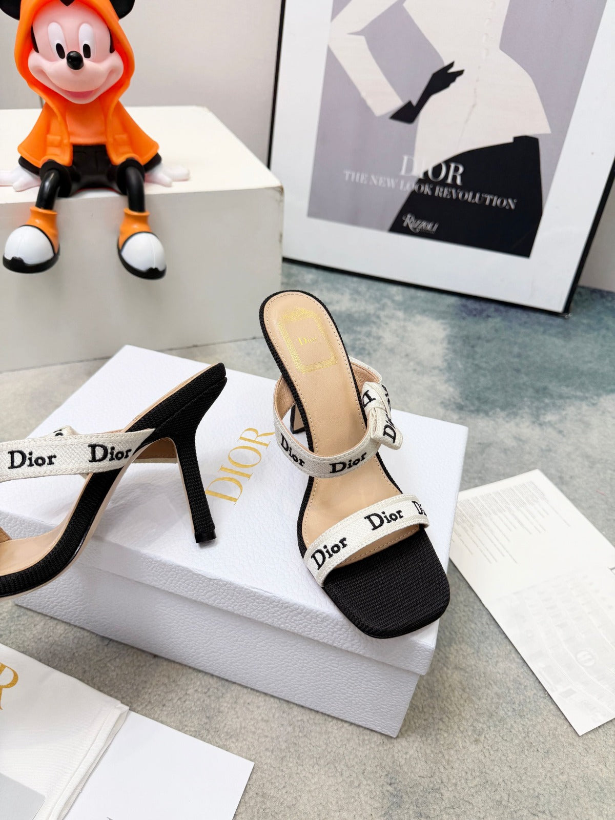 Black Embroidered Cotton Heeled Sandal With Straps