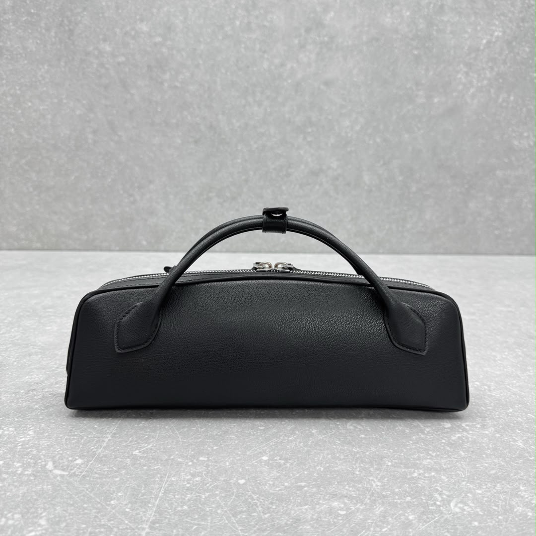 Black Le Teckel Clutch
