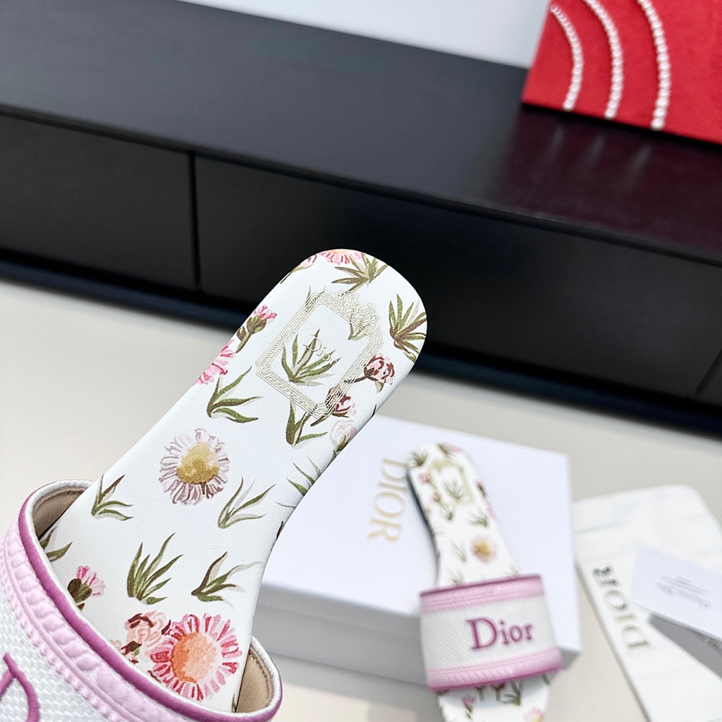 White & Songe Pink Dway Slide