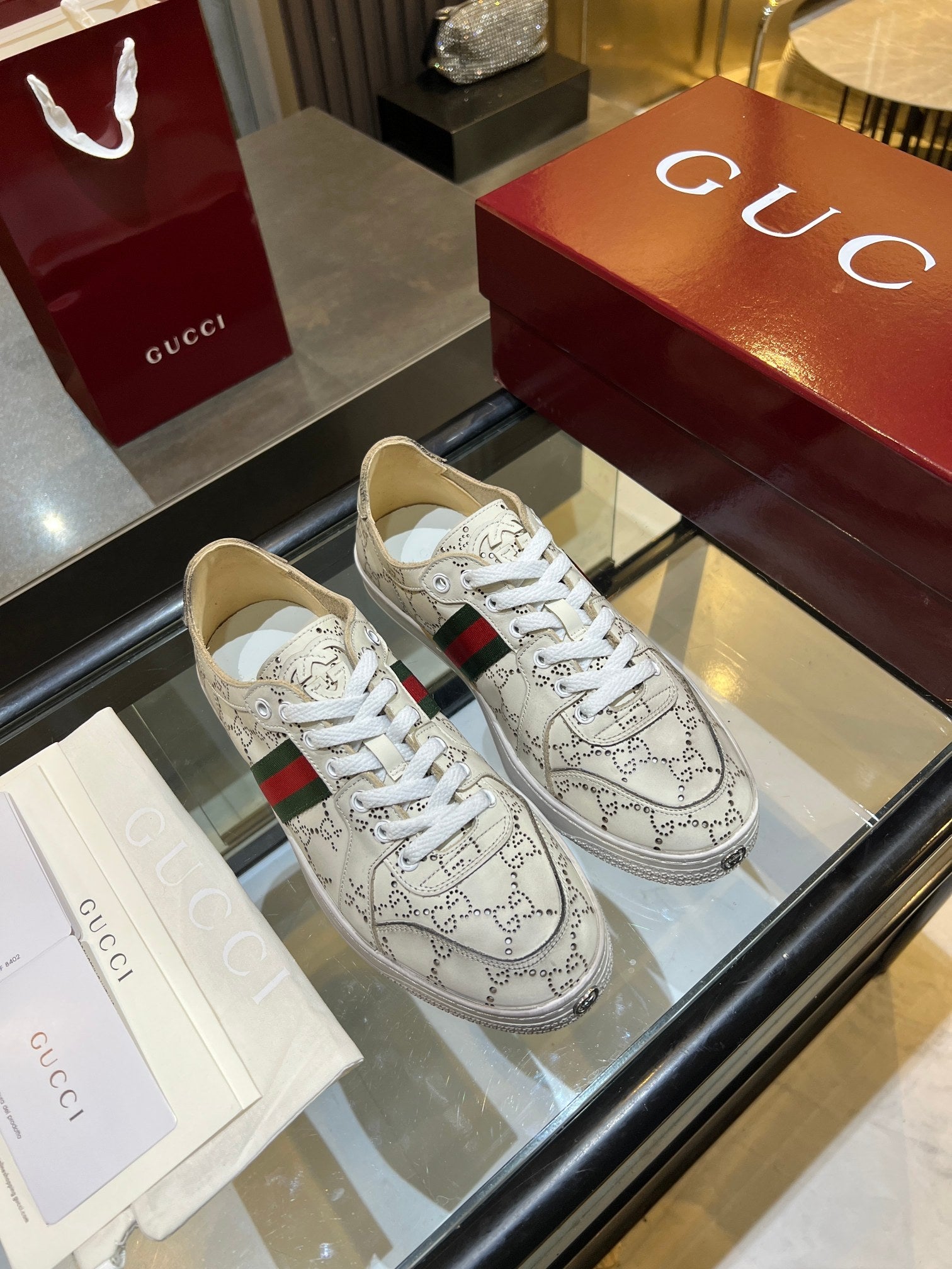 Women's White Stretch Low-Top Sneaker