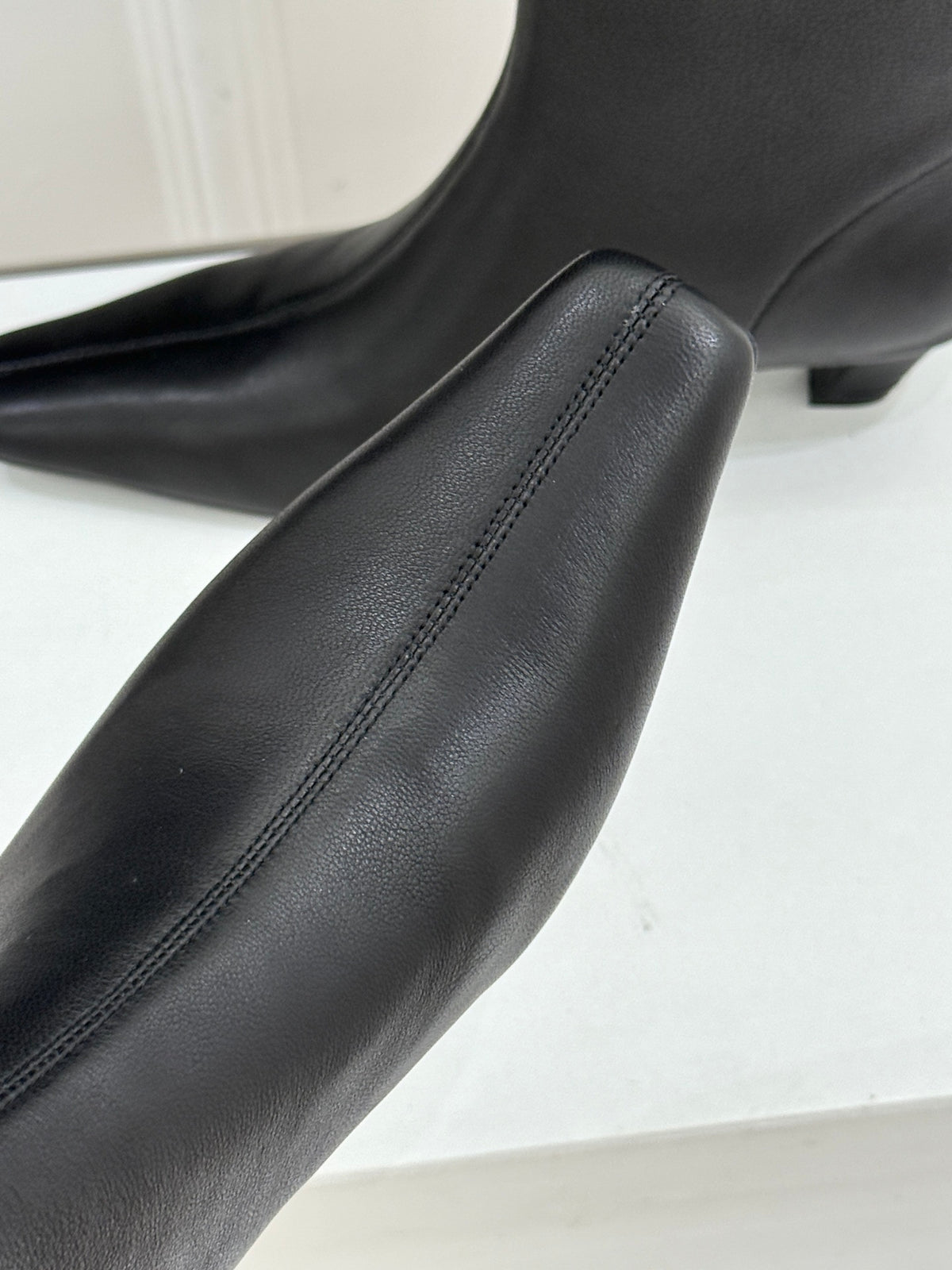 Black Arizona Stretch Ankle Boot