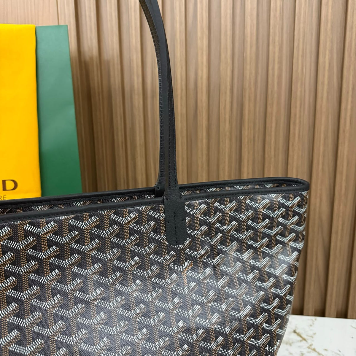 Black Artois MM Bag - view 10