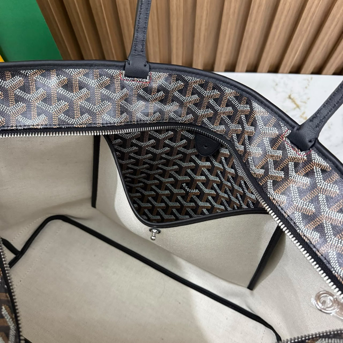 Black Artois MM Bag - view 3