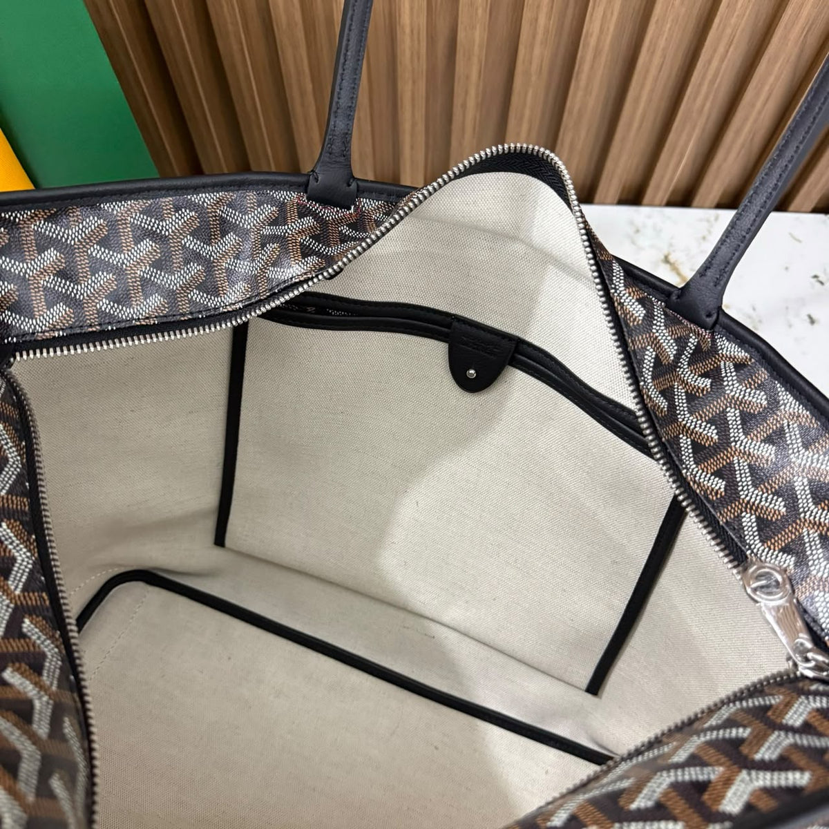 Black Artois MM Bag - view 5