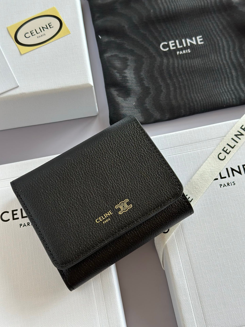 Black / Ultra Blue Fine Wallet Triomphe Stamp