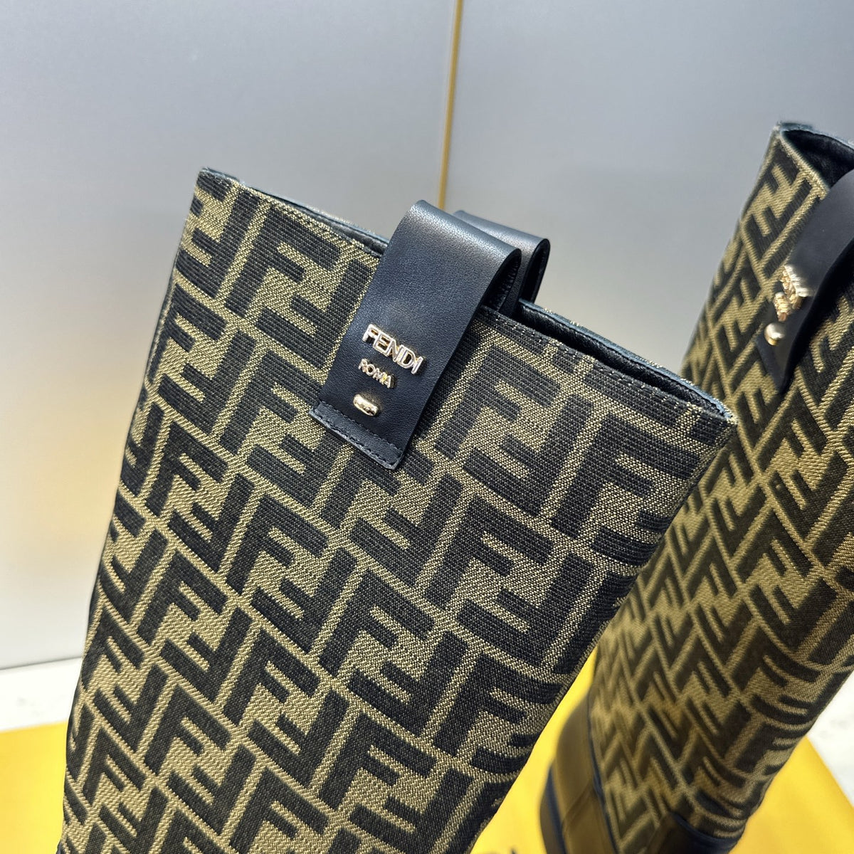 Black & Brown Filo - 9