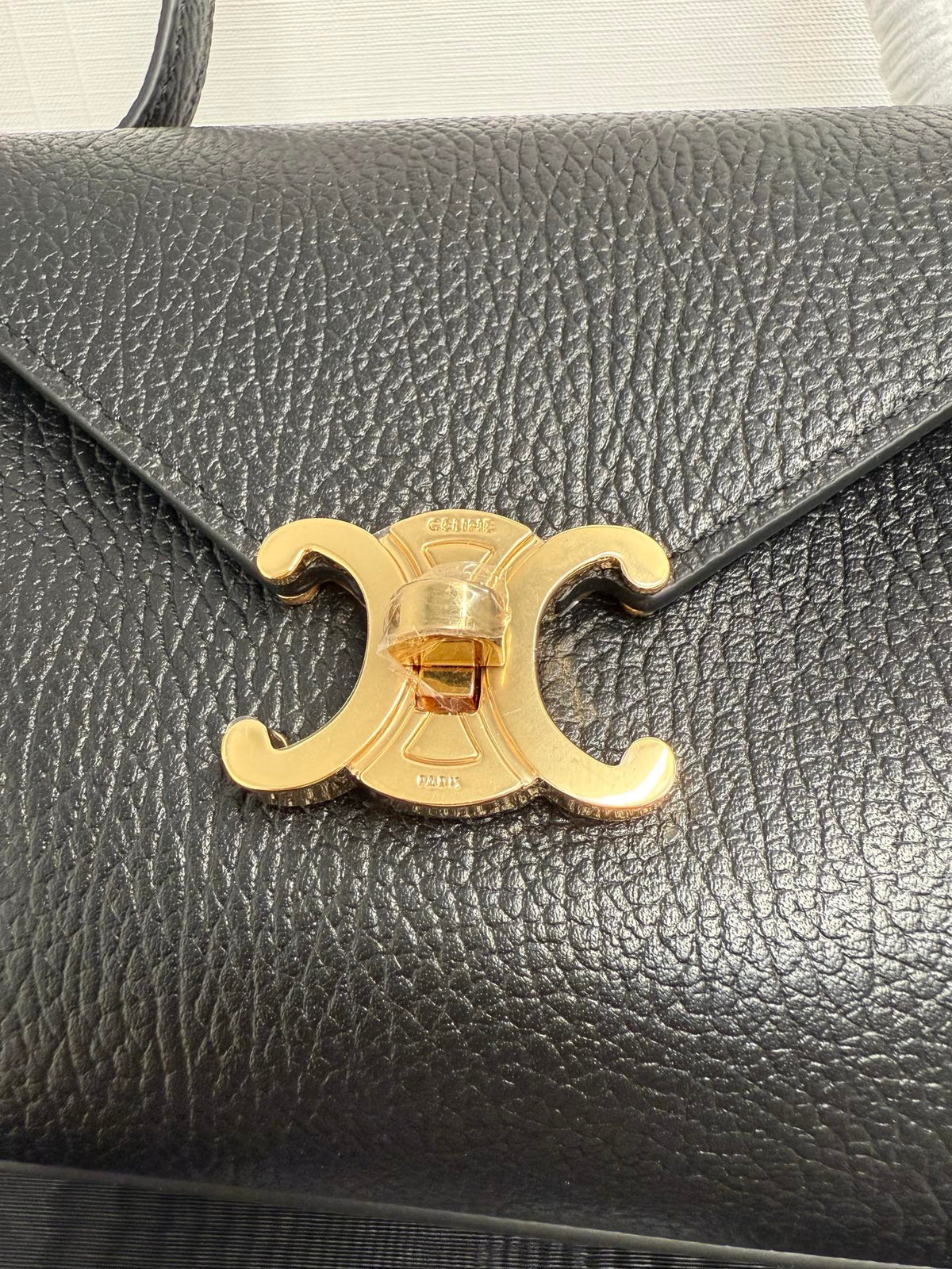Black Small Flair In Grained Leather - 7