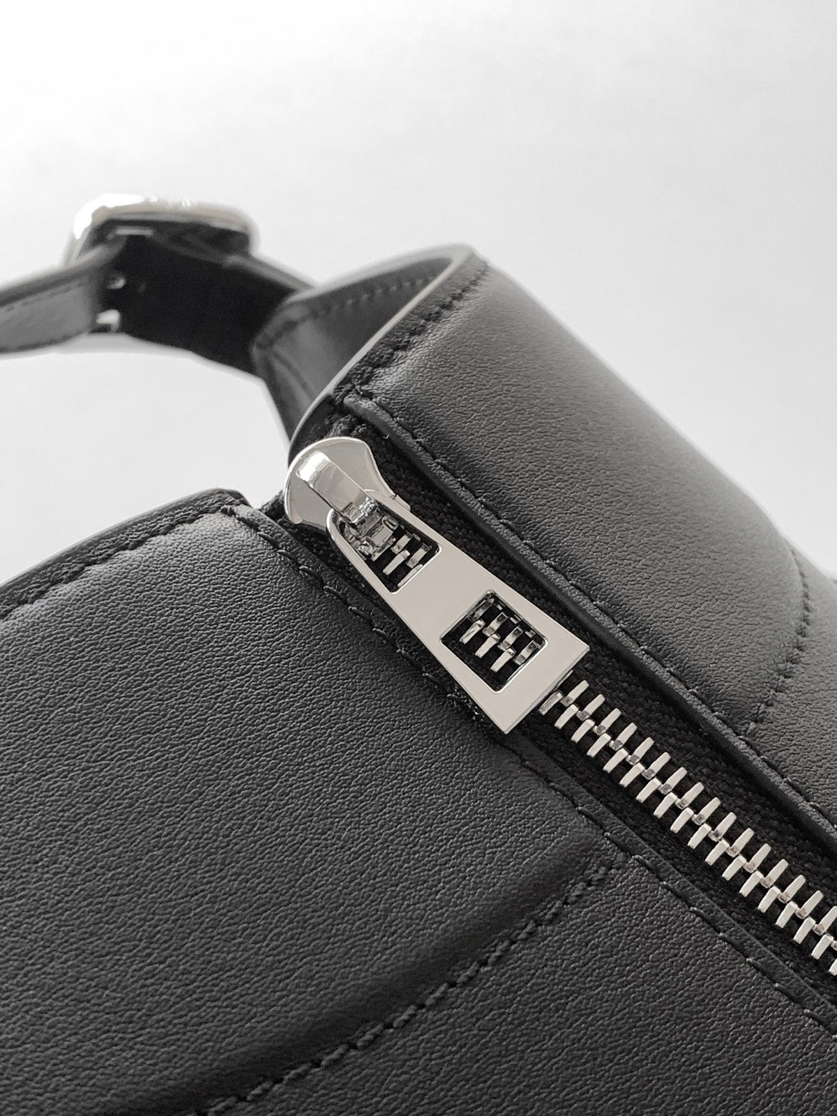 Black Hammock Flip Bag
