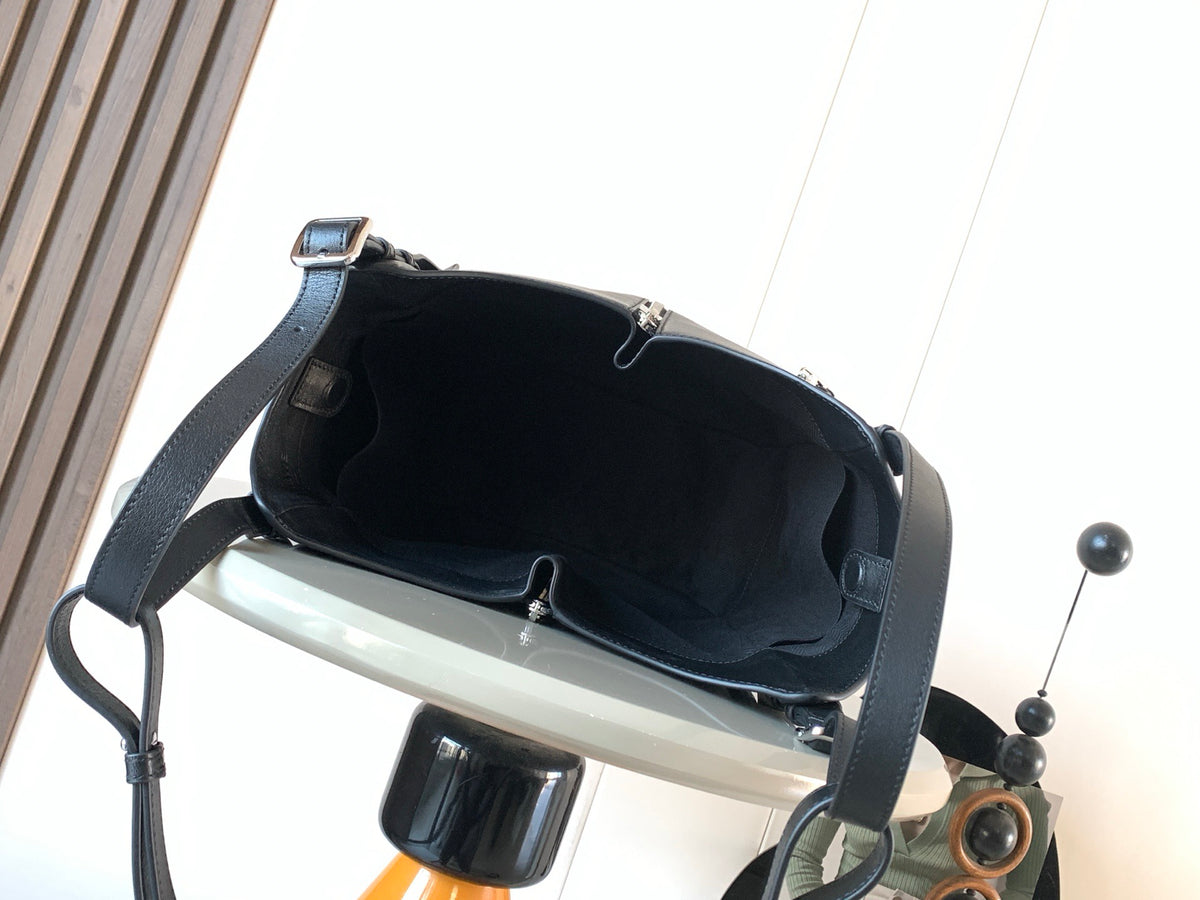 Black Hammock Flip Bag