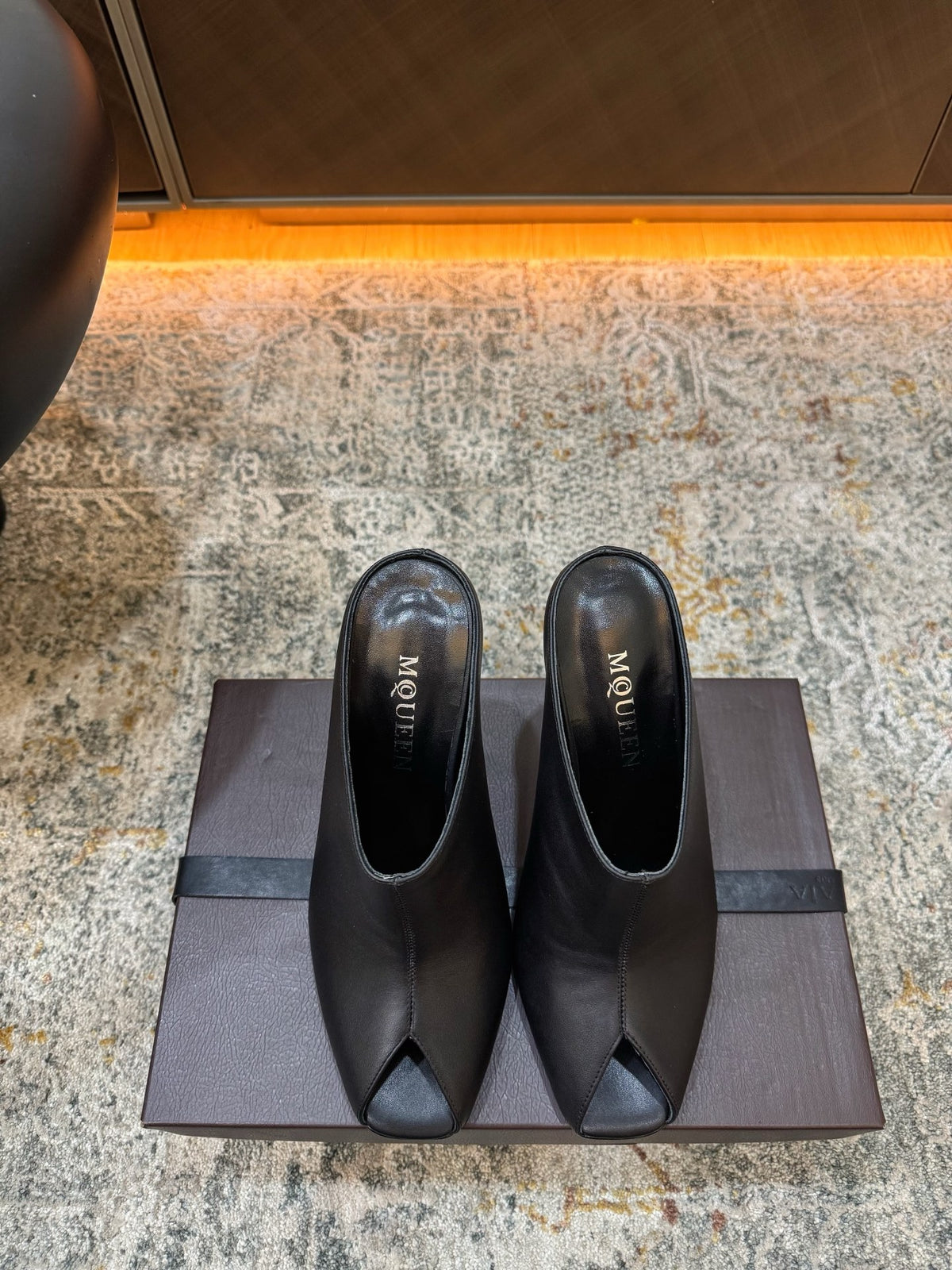 Black Horn Heel Mule - 02