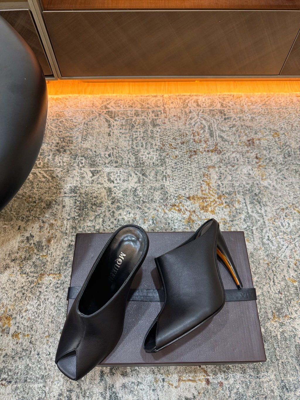 Black Horn Heel Mule - 03