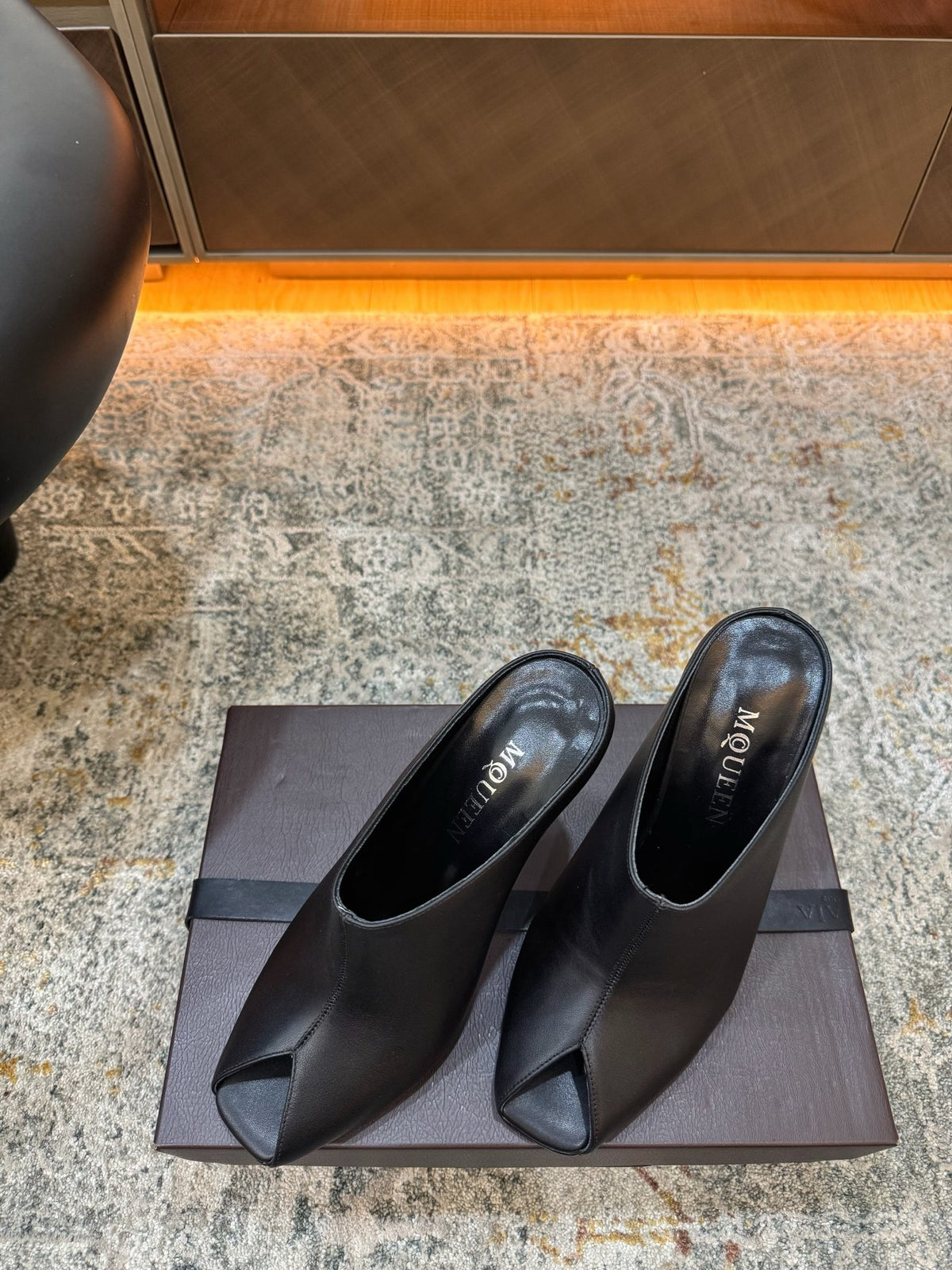 Black Horn Heel Mule - 04