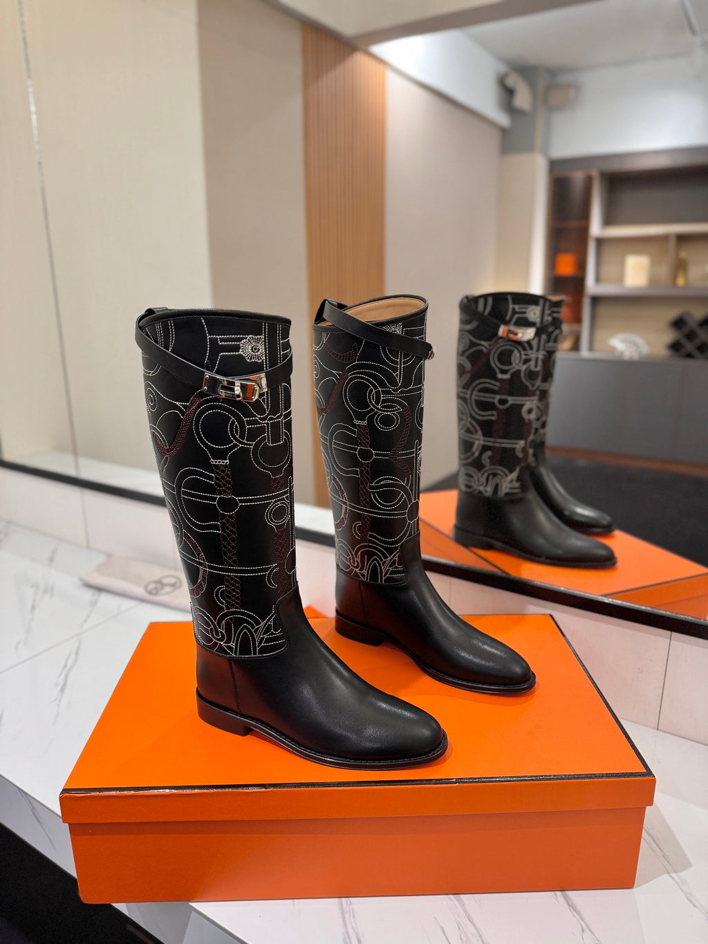 Black Jumping Boot