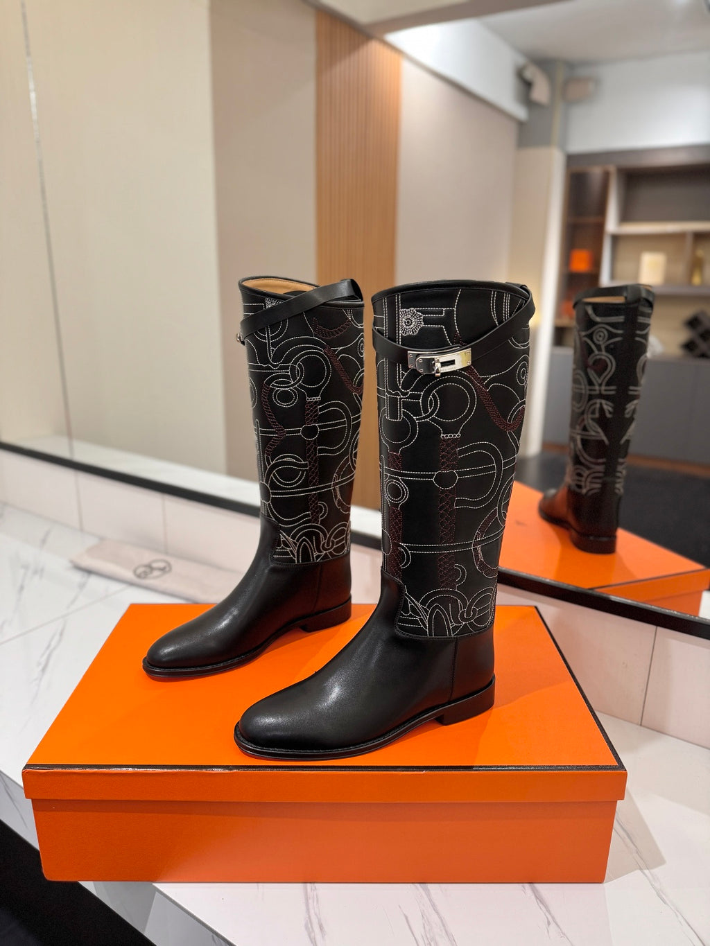 Black Jumping Boot