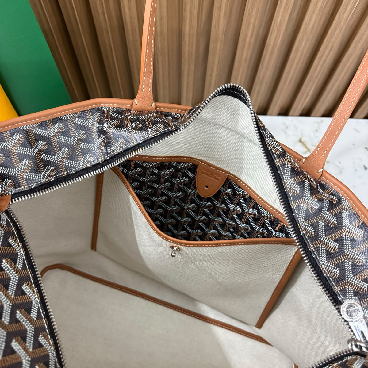 Black & Natural Artois MM Bag - view 9