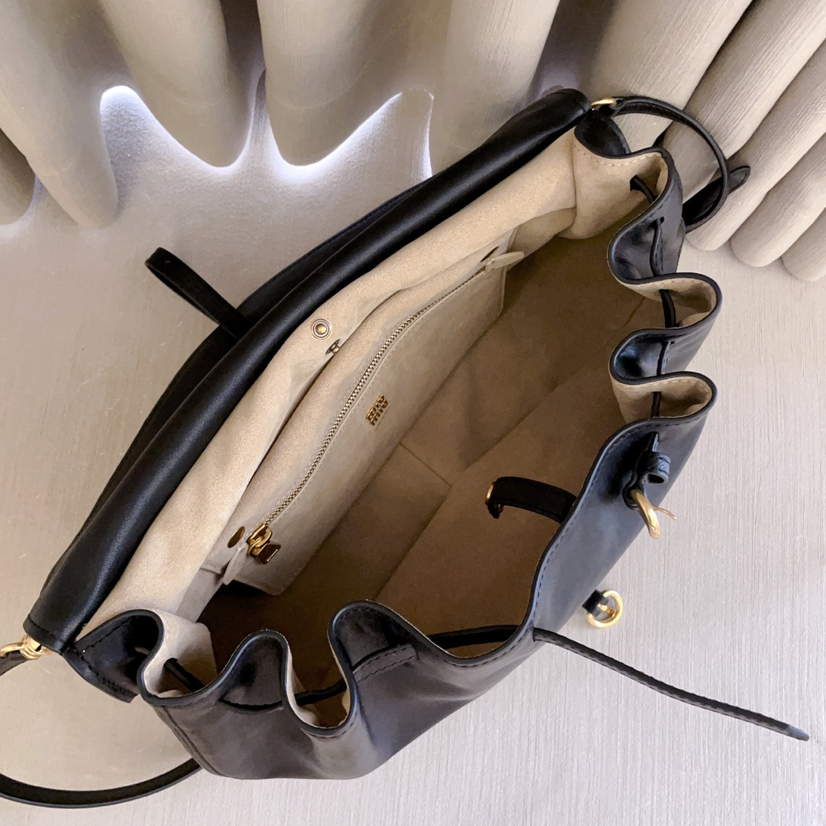 Black Rendez-Vous Leather Bag 7