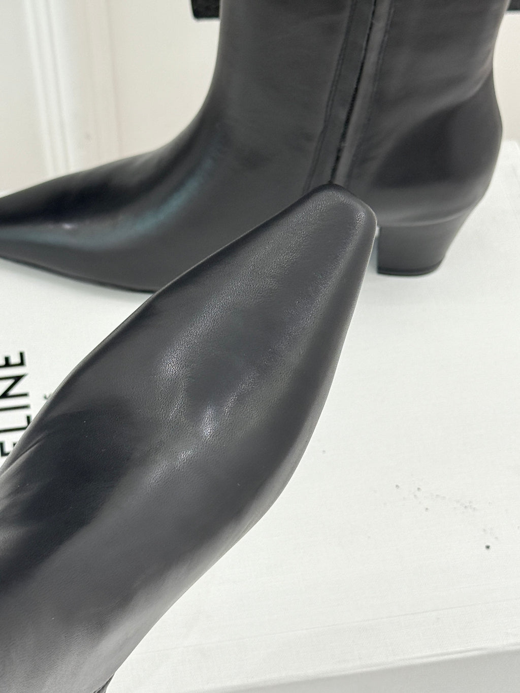Black Stage Fitted Boot In Lambskin - 7