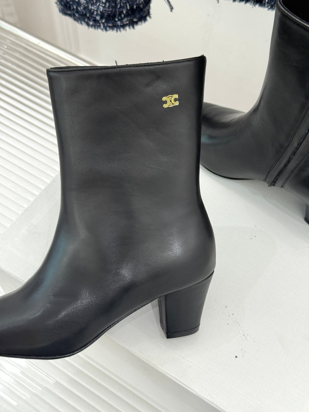 Black Stage Fitted Boot In Lambskin - 8