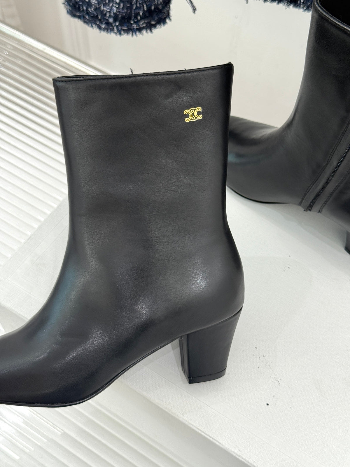 Black Stage Fitted Boot In Lambskin - 8