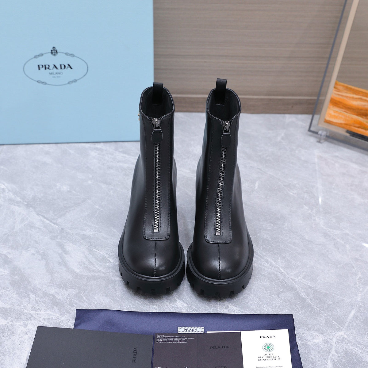 Black Stride Leather Ankle Boots With Zipper - 2