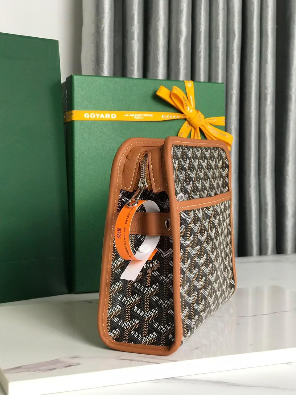 Black & Tan Jouvence MM Toiletry Bag