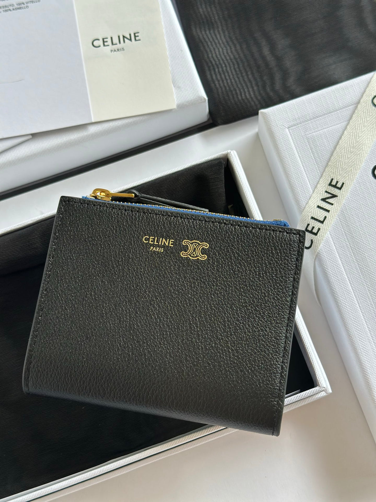 Black / Ultra Blue Compact Wallet Triomphe Stamp