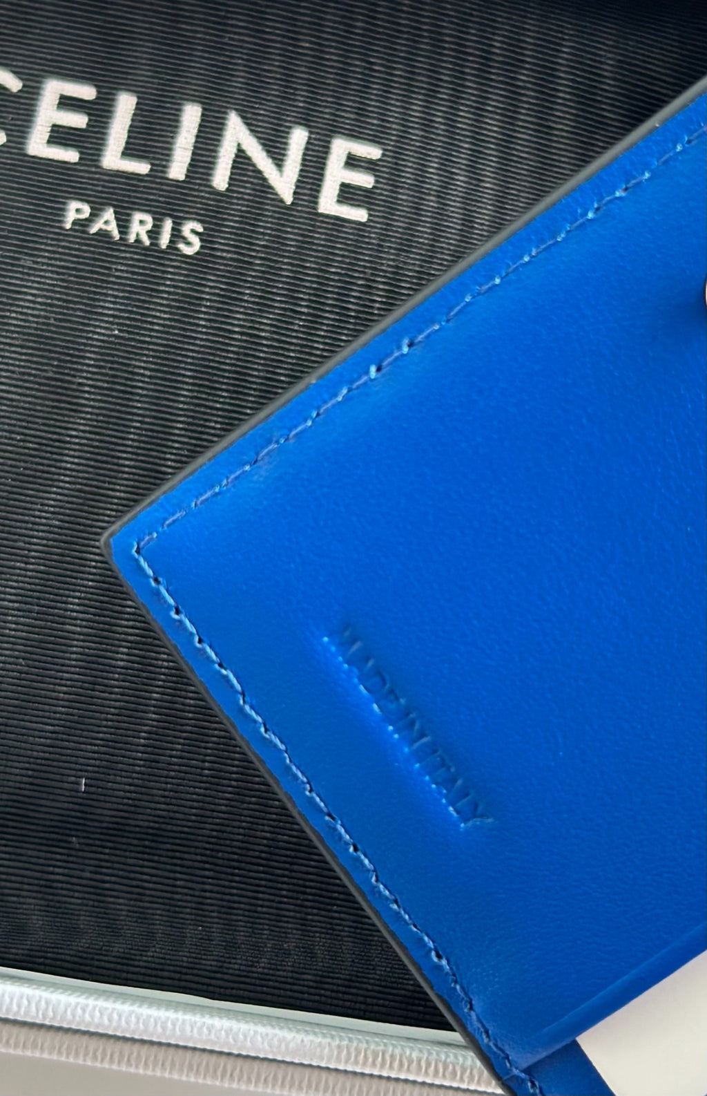 Black / Ultra Blue Compact Wallet Triomphe Stamp
