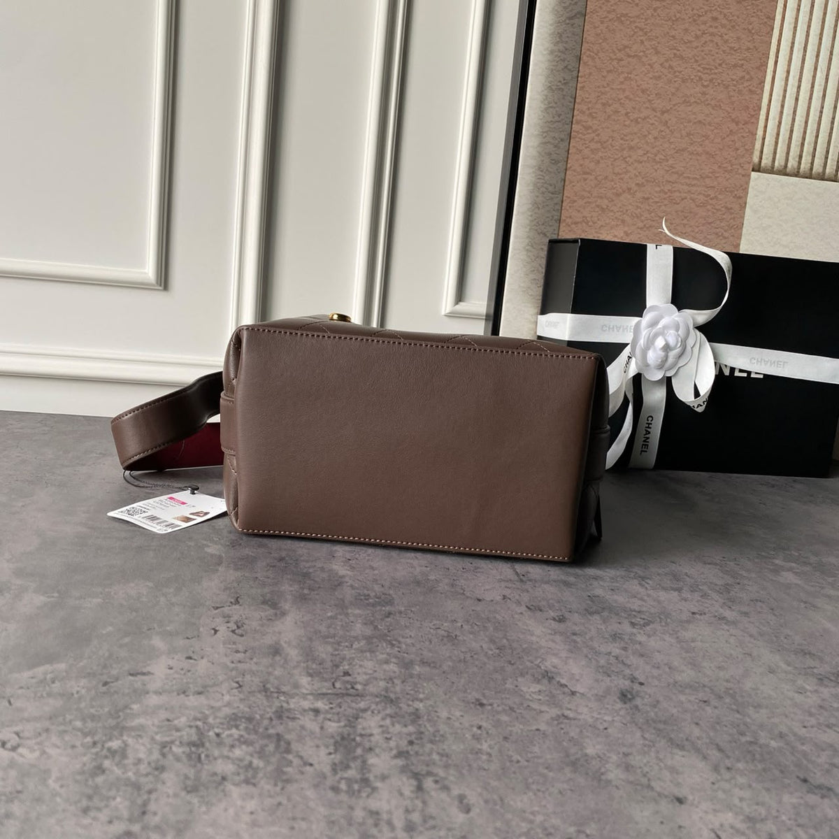 Brown Bucket Bag In Leather - 4