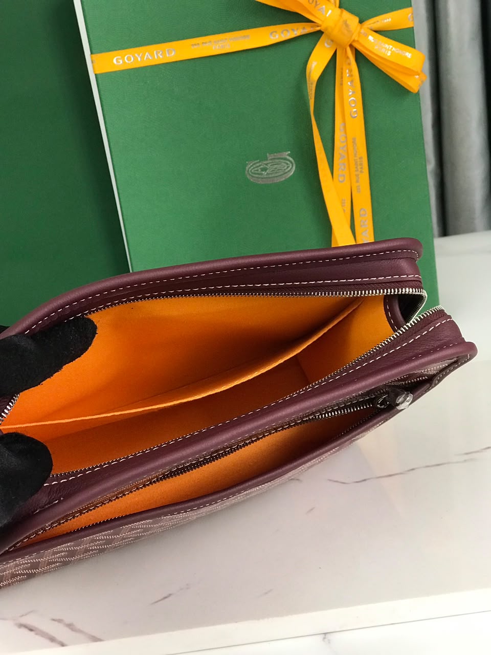 Burgundy Jouvence MM Toiletry Bag