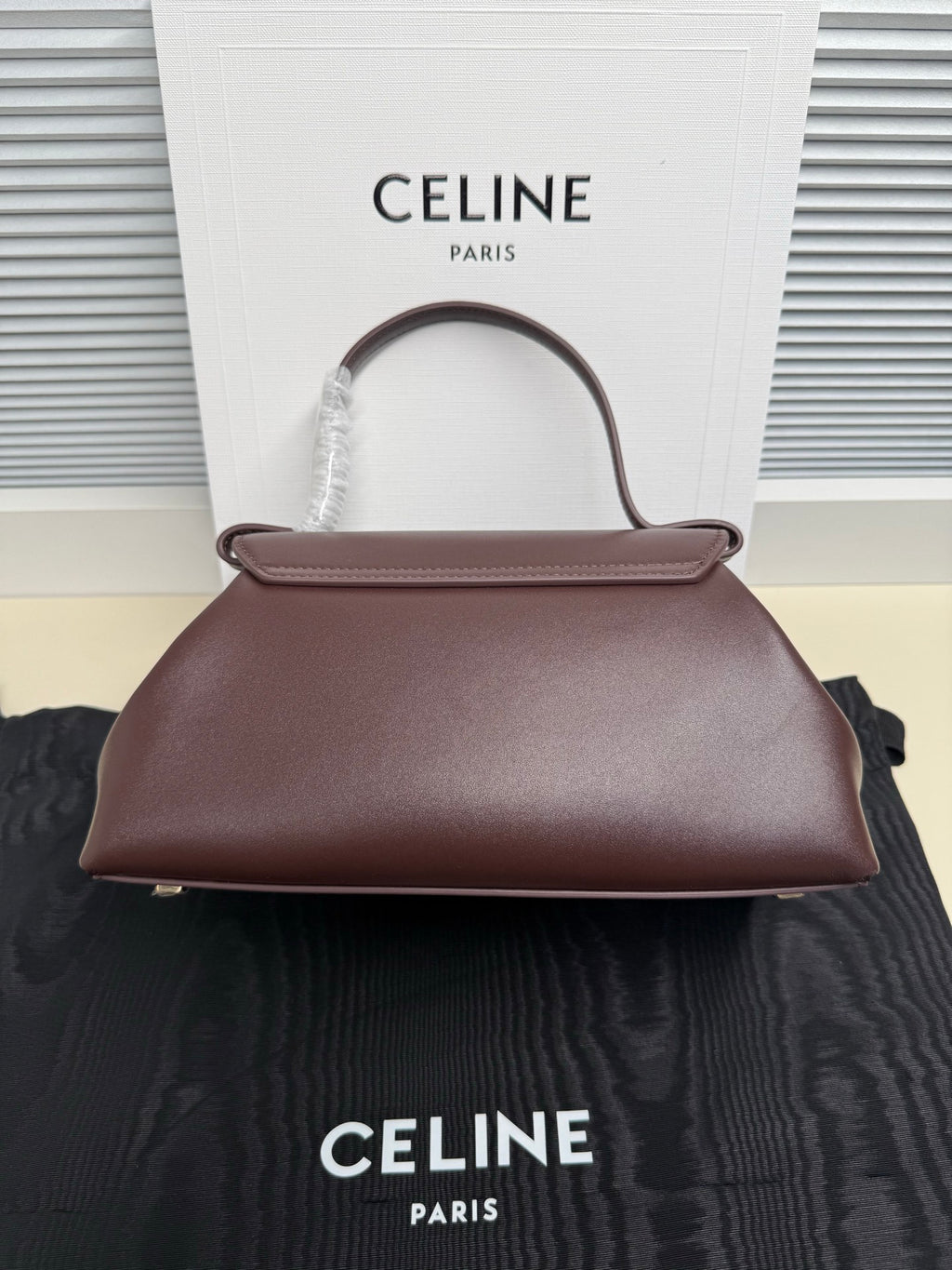 Chestnut Small Flair In Leather - 3
