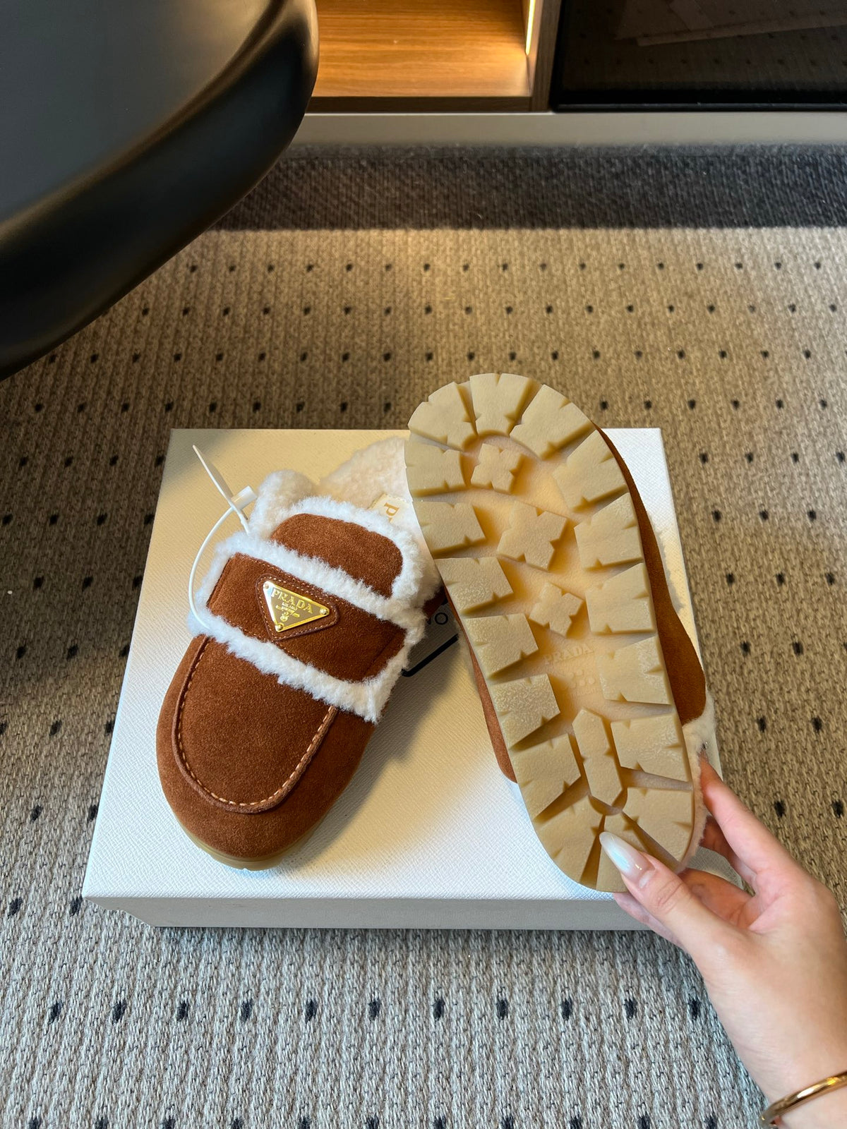 Cocoa Brown Suede And Shearling Mules - 10
