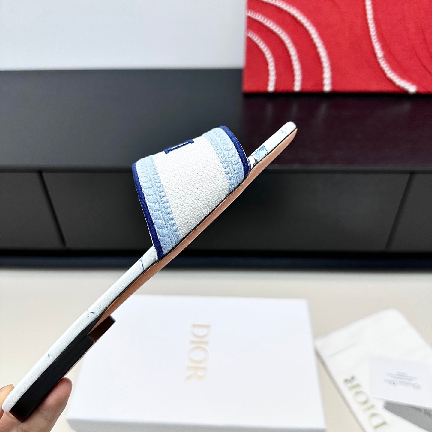 White & Blue Dway Slide