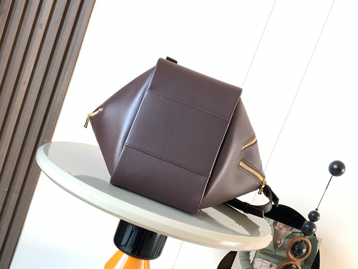 Dark Chestnut Hammock Flip Bag
