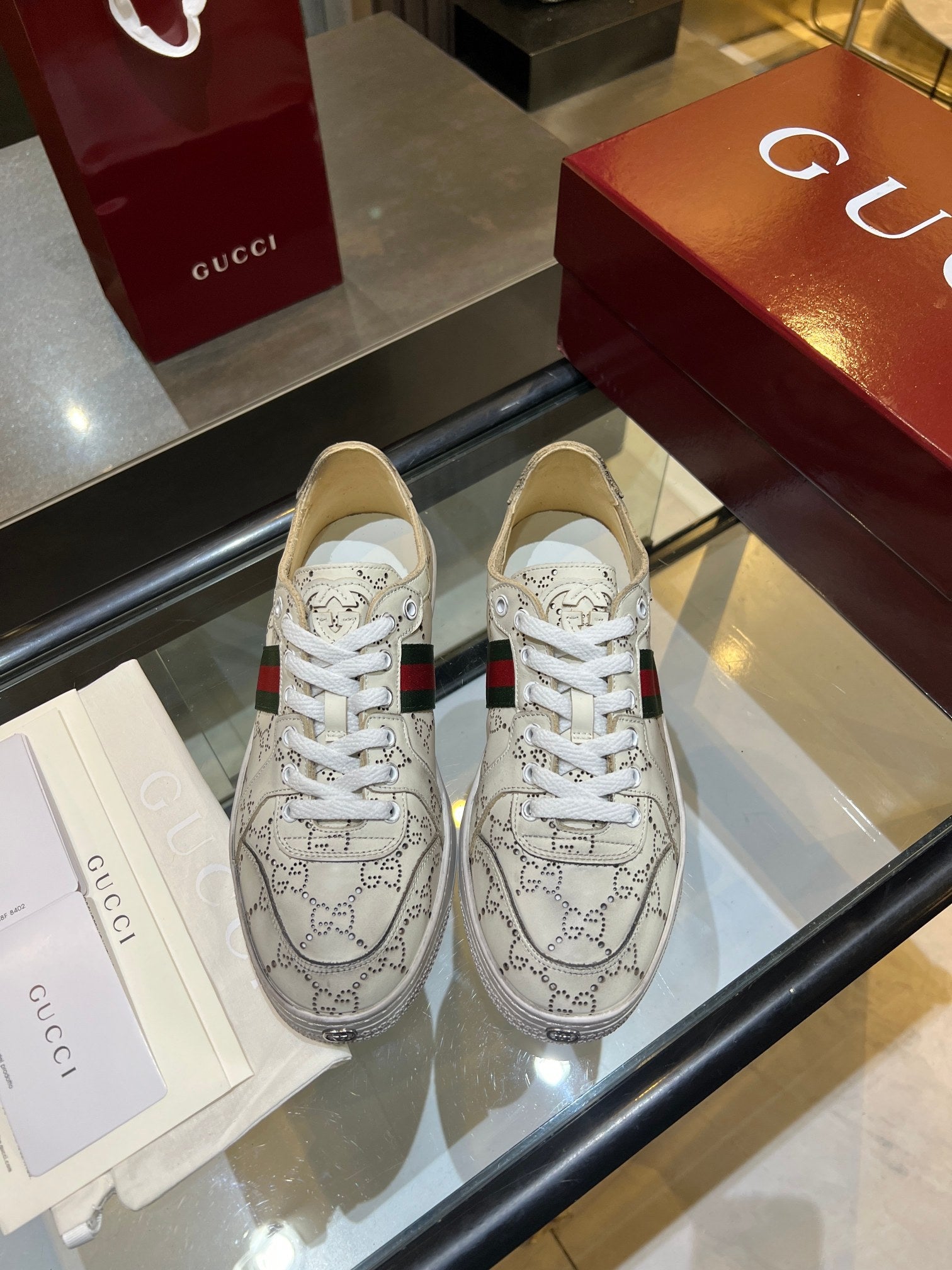 Women's White Stretch Low-Top Sneaker