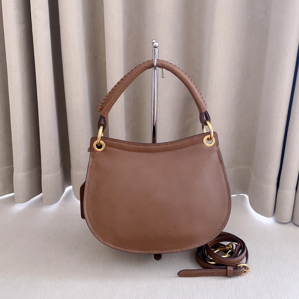 Oak Rendez-Vous Leather Bag 5
