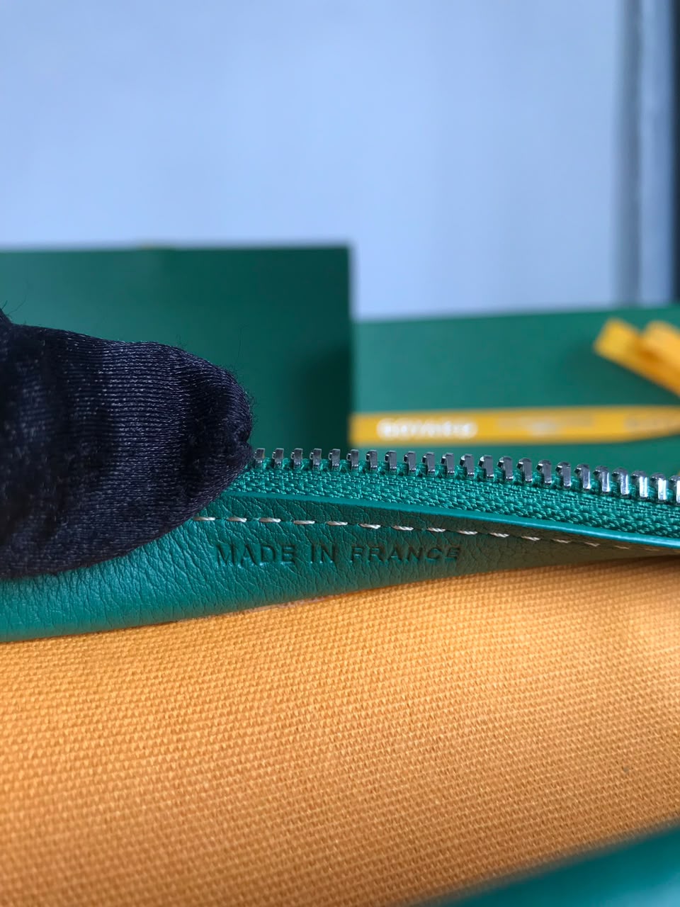 Green Jouvence GM Toiletry Bag