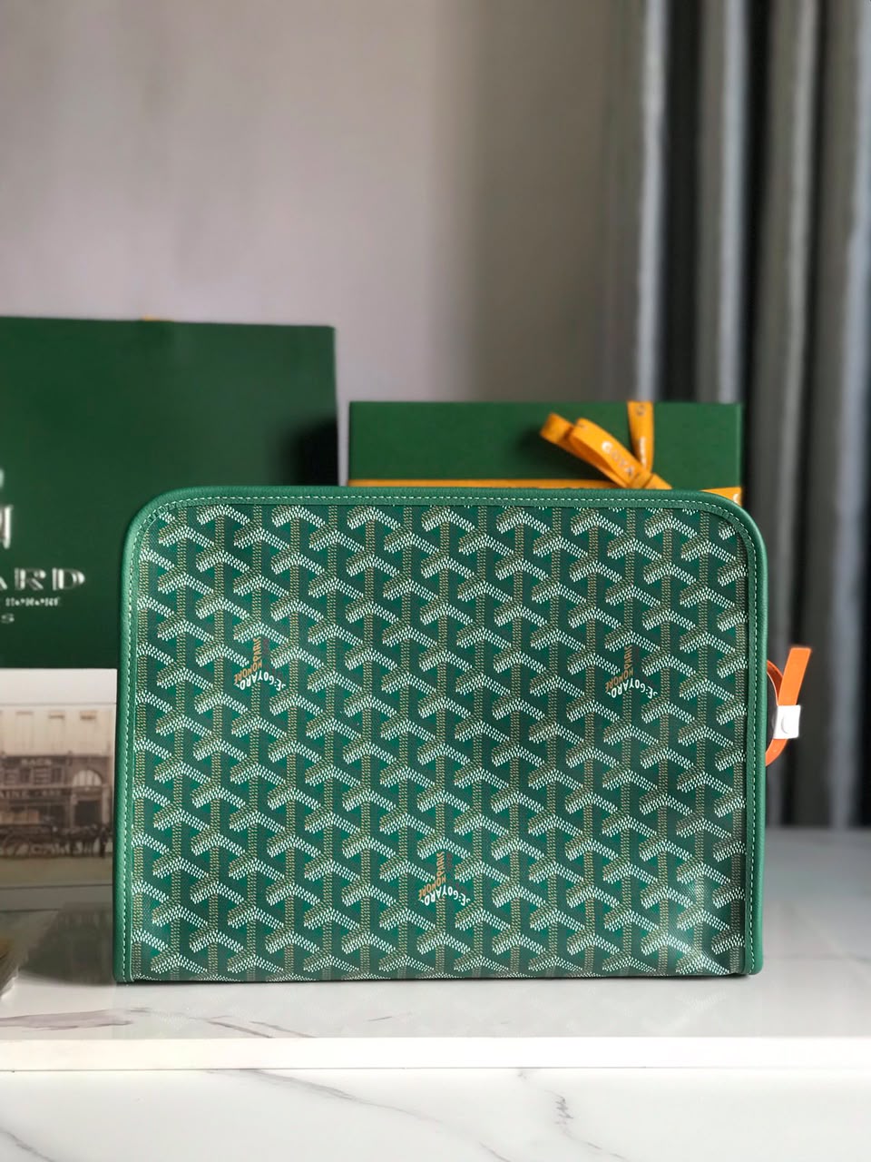 Green Jouvence GM Toiletry Bag
