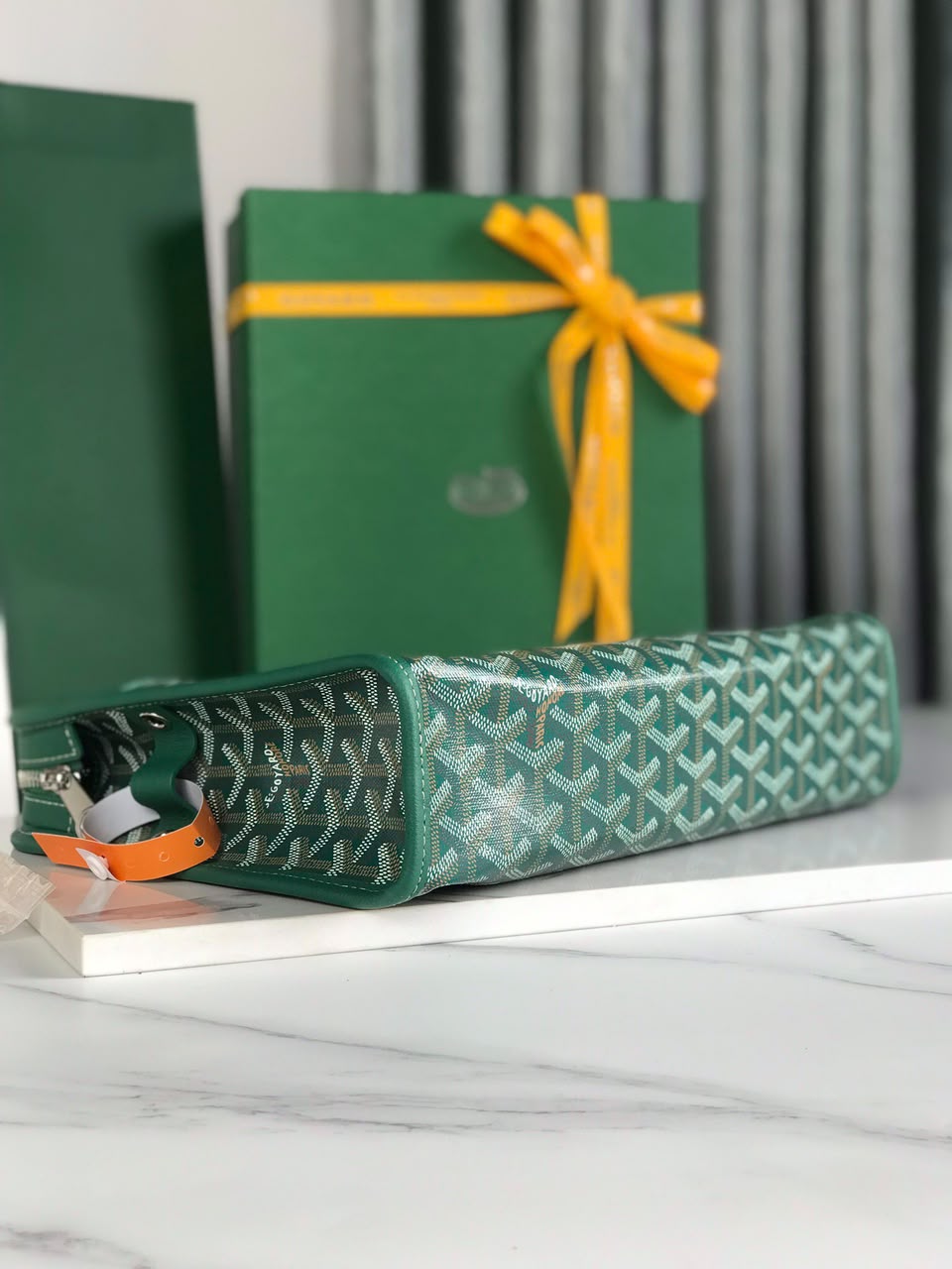 Green Jouvence GM Toiletry Bag